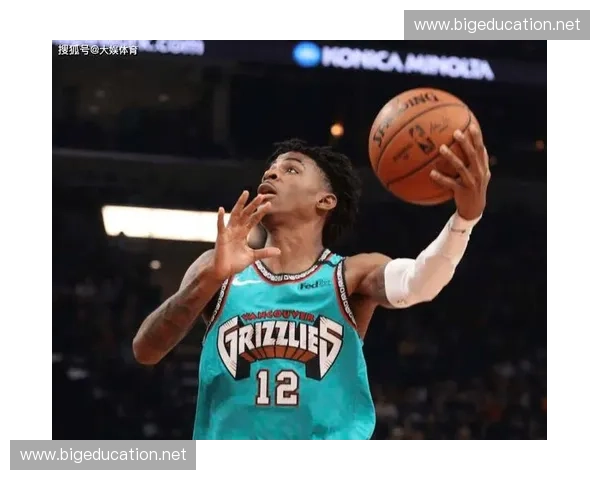 震撼呈现英雄R闪极限操作巅峰瞬间高燃逆转时刻精彩集锦全面展示 震撼呈现英雄R闪极限操作巅峰瞬间高燃逆转时刻精彩集锦全面展示